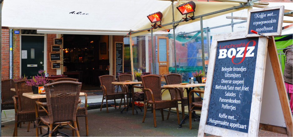 Lunchcafé Bozz — verwarmd terras op de Albert Cuypmarkt